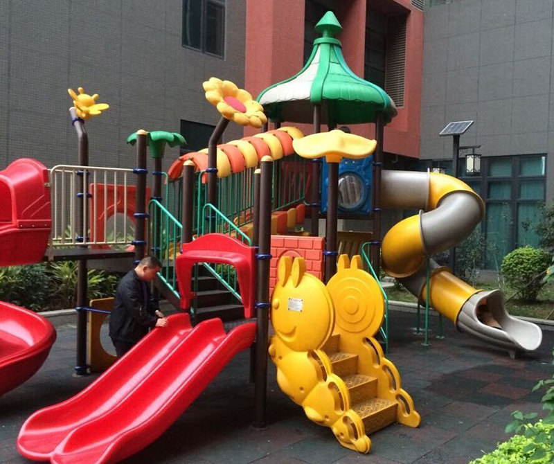 【国内】儿童医院组合滑梯